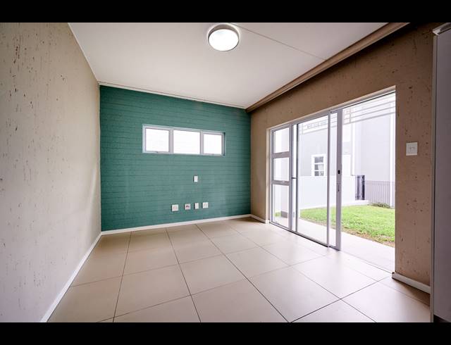 1 BEDROOM APARTMENT FOR SALE IN PAULSHOF